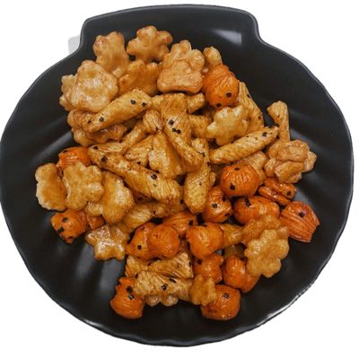 kopen Een verscheidenheid van gemengde aroma's van Japanse de korrelsnacks van de rijst toevallige bar online manufacture