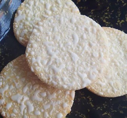 Goede prijs Van het de Rijst de Crackers Gesneden Koekje van Senbei van het Sweetyaroma Cake van de het Sneeuwwitjerijst online