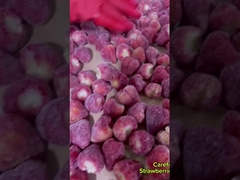 Verste ingrediënten Kripperige en heerlijke bevroren aardbeien